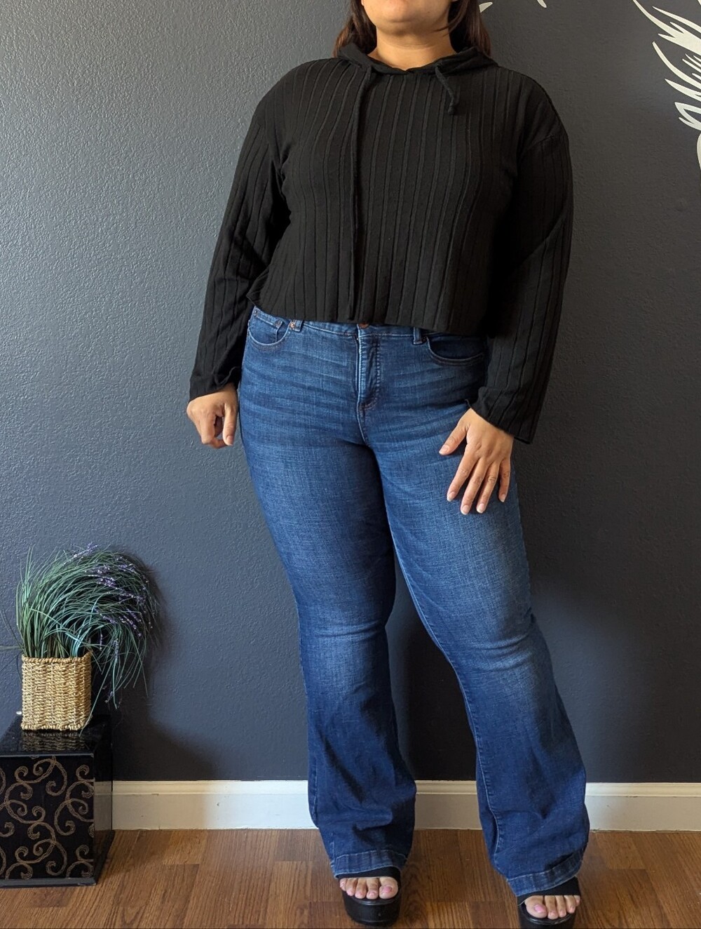 Casual Black Crop Sweater